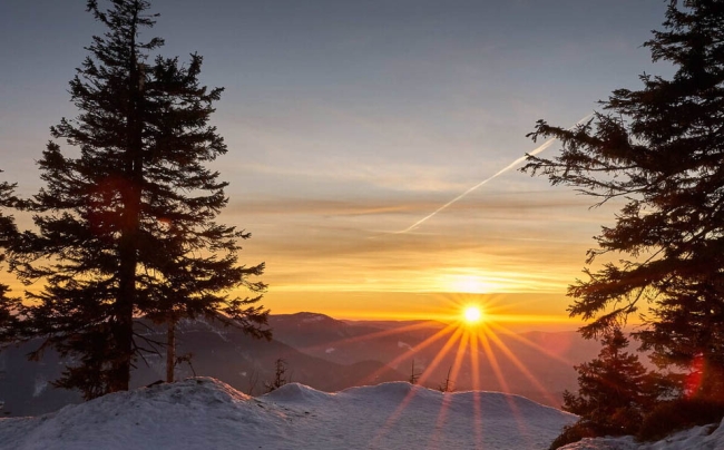 SOLSTIZIO D’INVERNO IL GIORNO PIÙ CORTO E LA NOTTE PIÙ LUNGA DELL&#039;ANNO